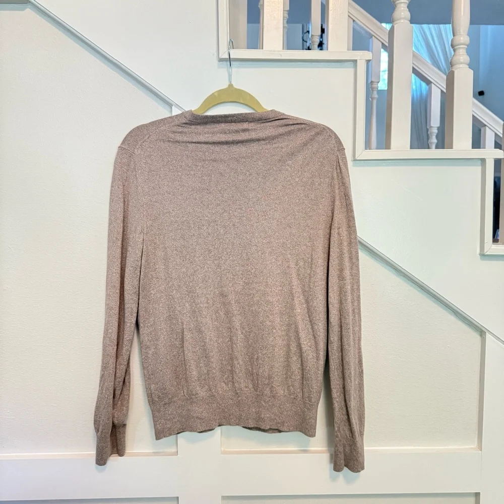 Banana Republic V-Neck Sweater Tan Long Sleeves size M